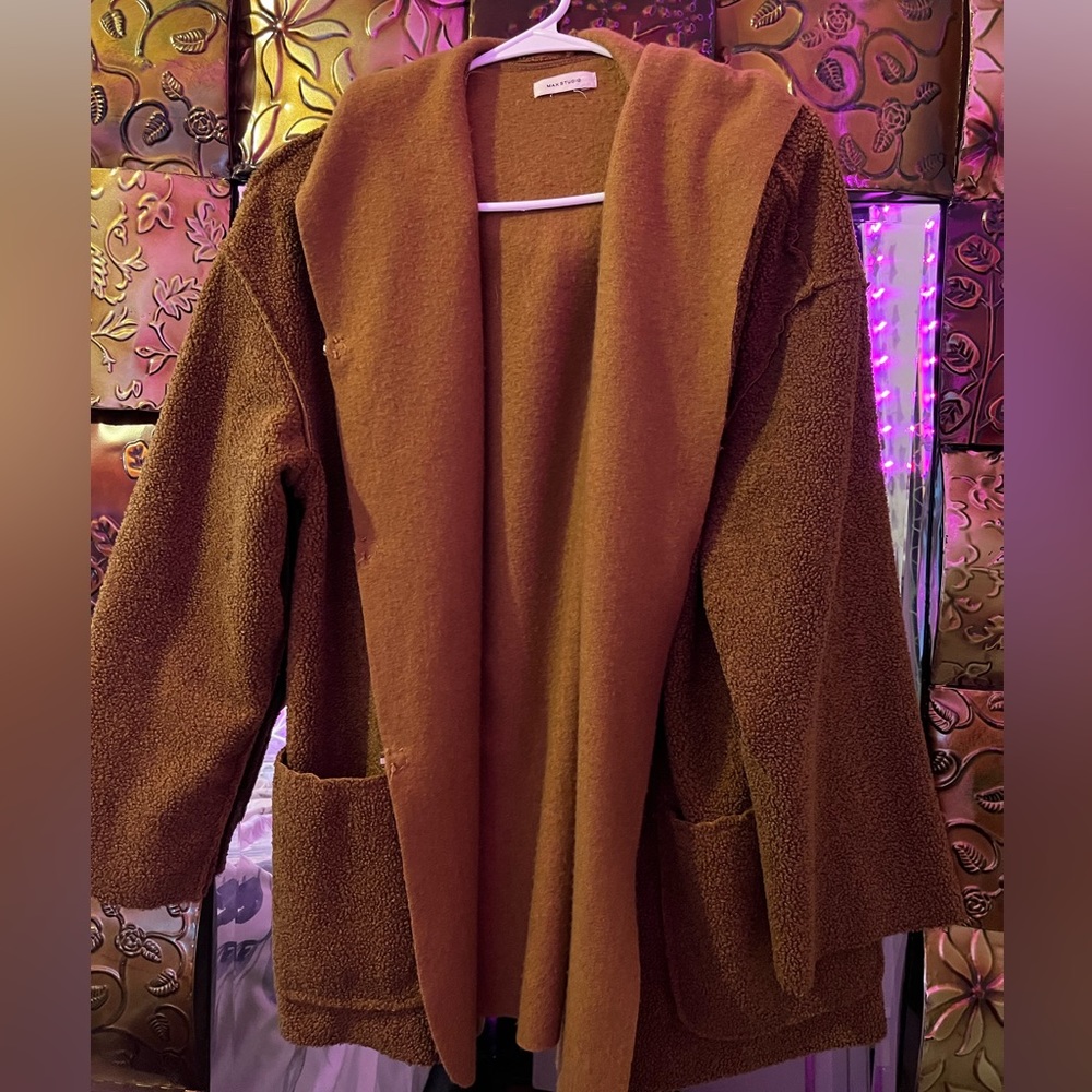brown fall sweater!!